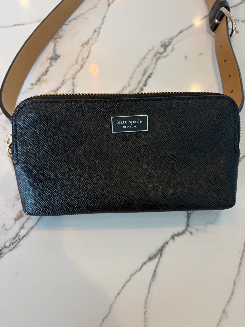 NWOT ALL LEATHER KATE SPADE BELT BAG; Fanny Pack. Great for Travel!